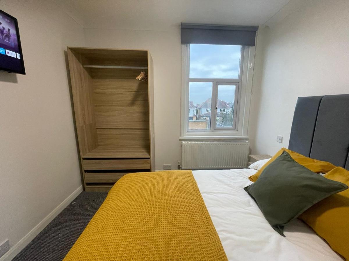 Woodford Hotel London Bagian luar foto