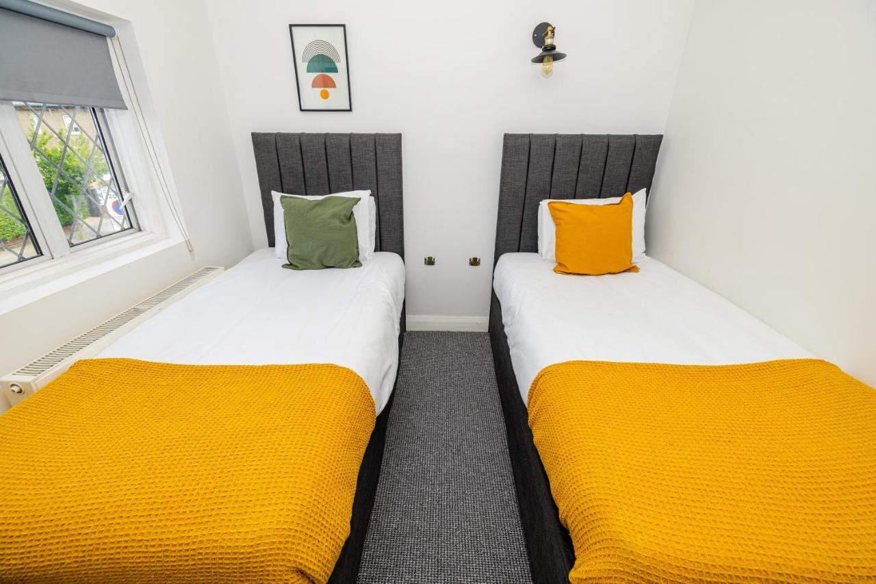Woodford Hotel London Bagian luar foto
