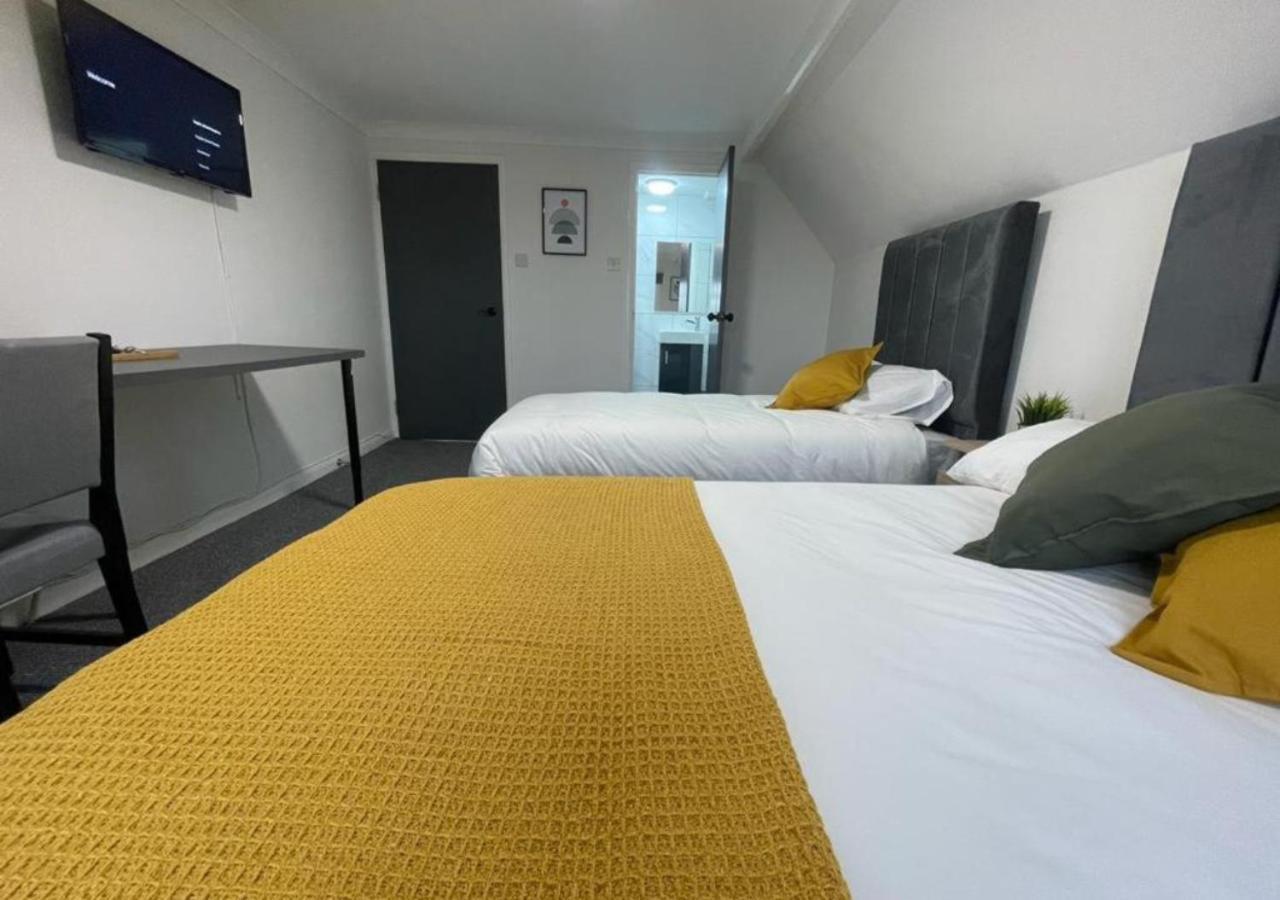 Woodford Hotel London Bagian luar foto