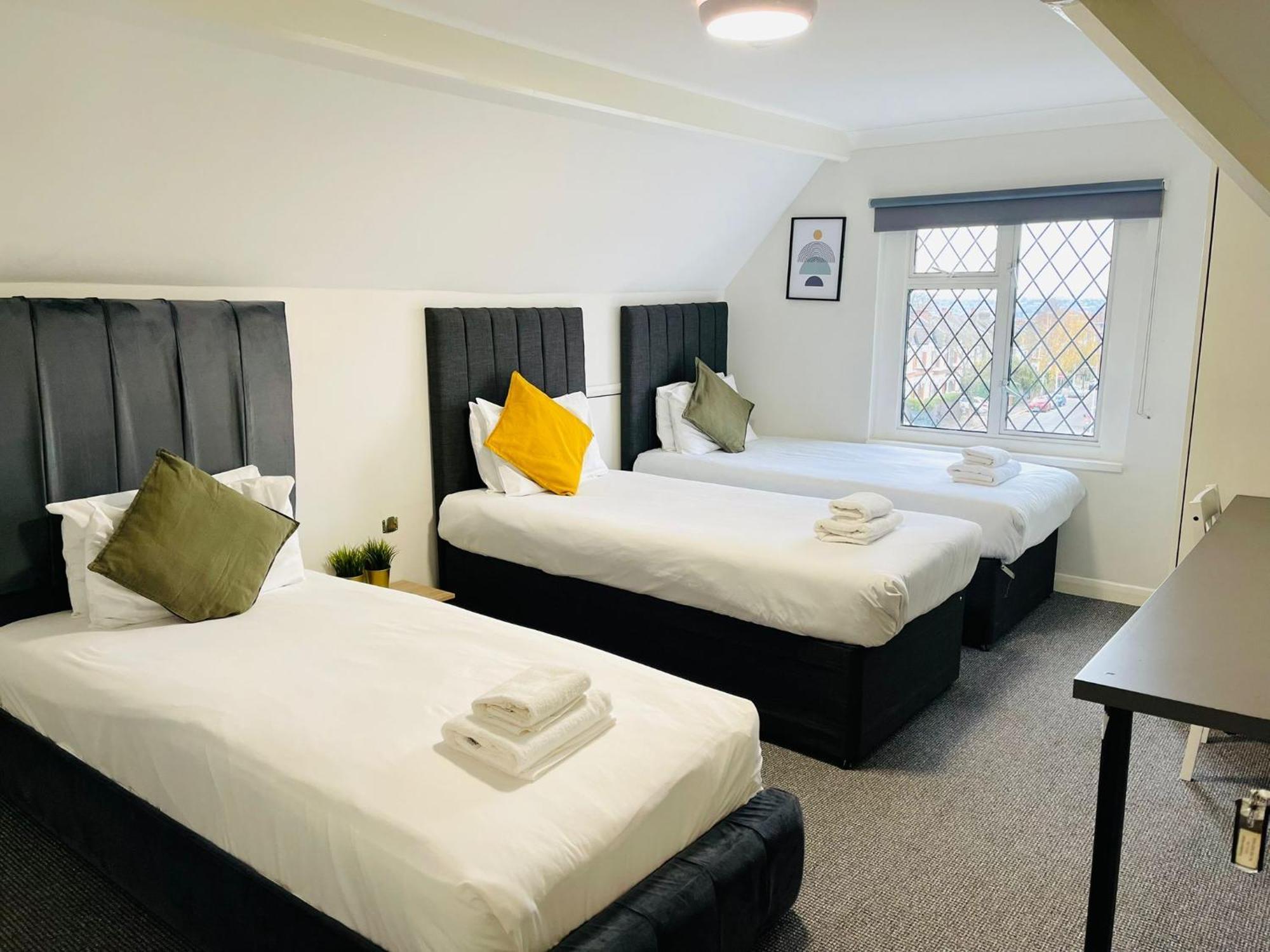 Woodford Hotel London Bagian luar foto