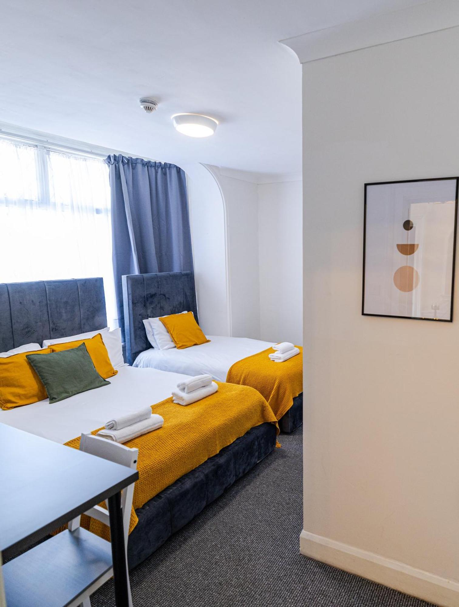 Woodford Hotel London Bagian luar foto